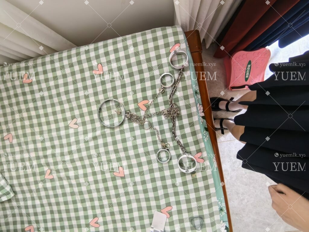 再水一贴(^(エ)^)镣铐-月梦社区-YUEM-视频-束缚-Fettered-链结-脚镣-手铐-镣铐玩具月梦社区